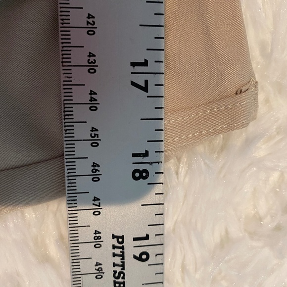 NWT Greg Norman Golf Shorts Kahki - Picture 5 of 5